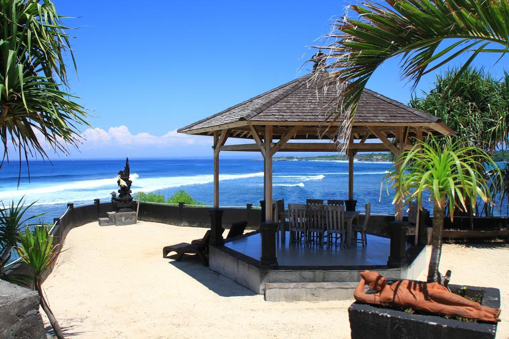 Jennys Place Hotel Nusa Lembongan  Exterior photo