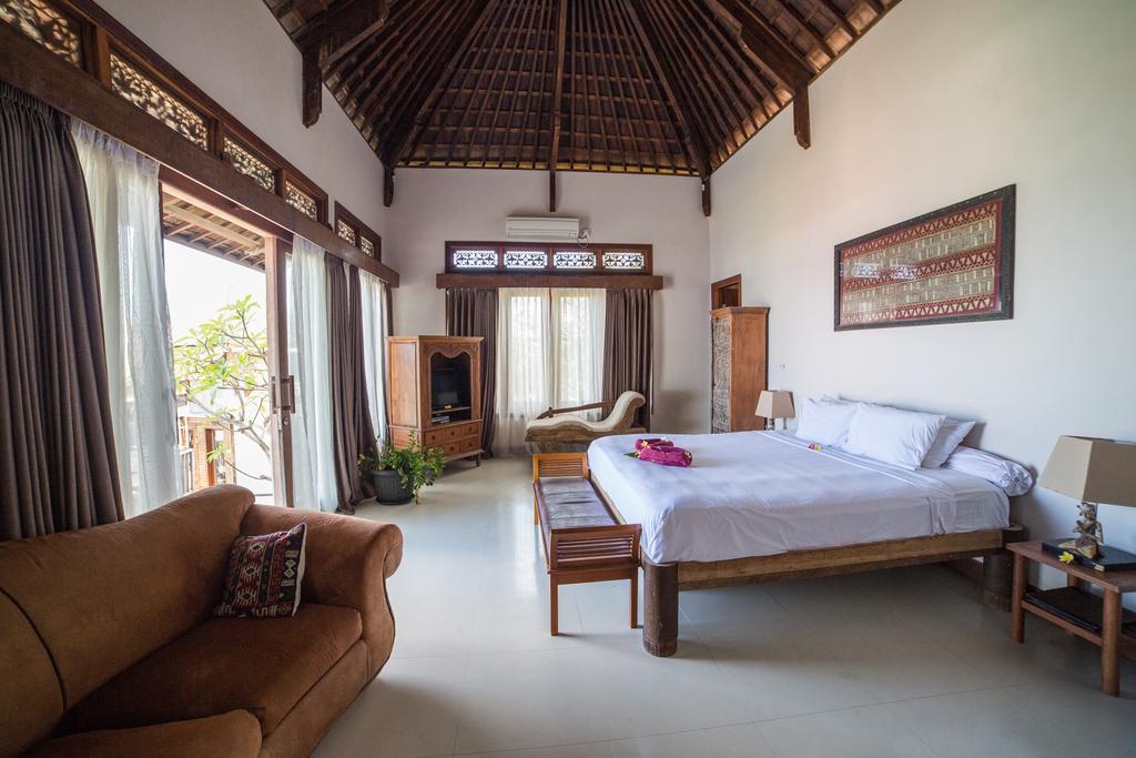 Jennys Place Hotel Nusa Lembongan  Exterior photo