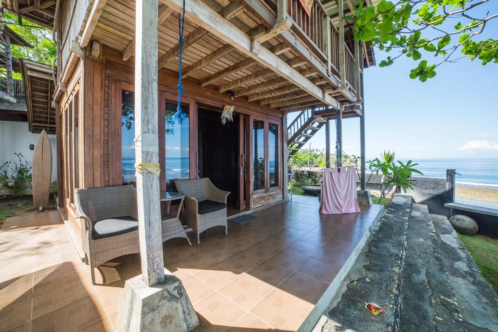 Jennys Place Hotel Nusa Lembongan  Exterior photo